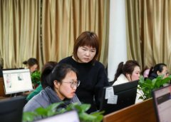 之后再进行数据处置、模子锻炼